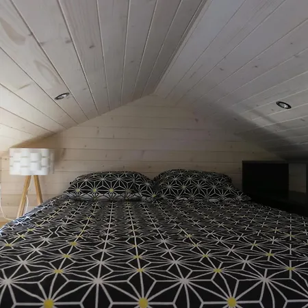 Tiny House à 30 Min Du Puy Du Fou Jusqu'à 6 Personnes Chalet *