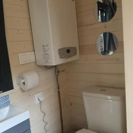 Tiny House à 30 Min Du Puy Du Fou Jusqu'à 6 Personnes Chalet *